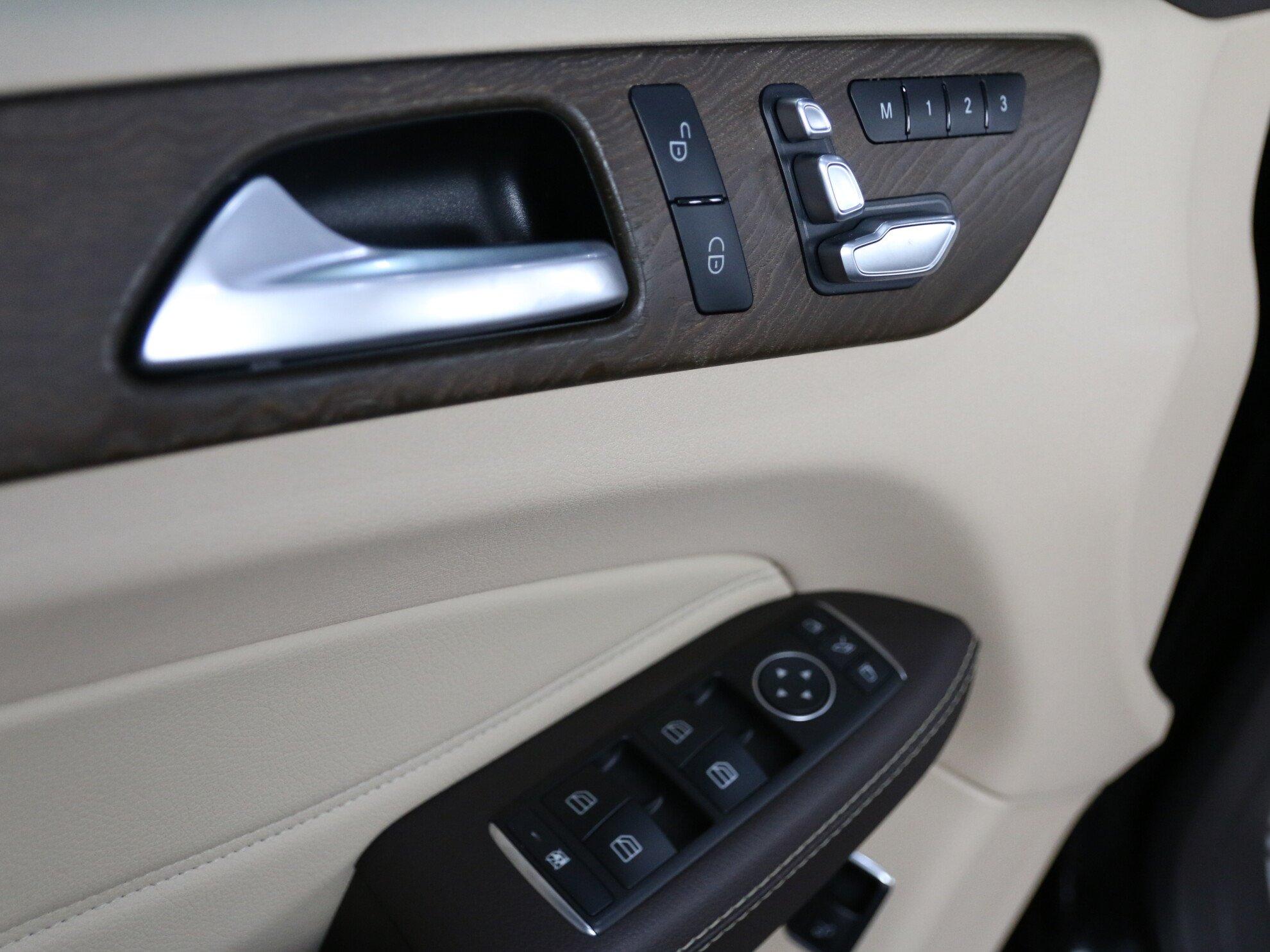 фото автомобиля 18