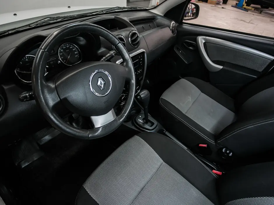 «Авто на Неве»