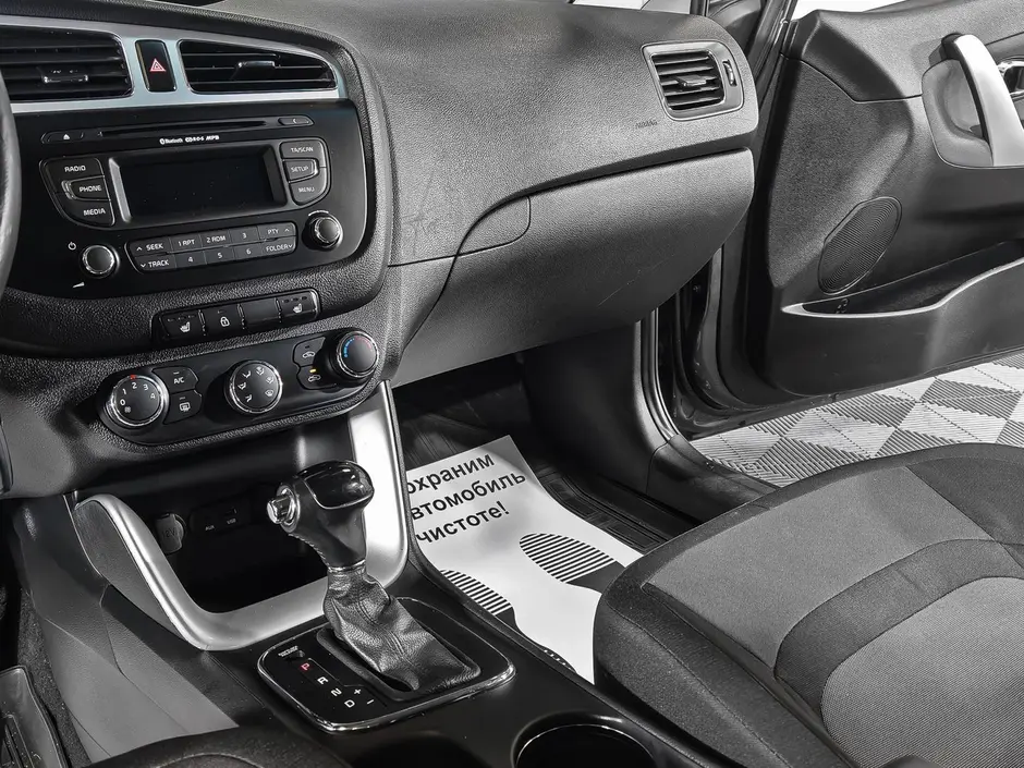 «Авто на Неве»