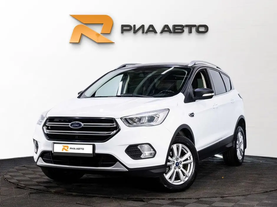 Ford Kuga, 2019 г.
