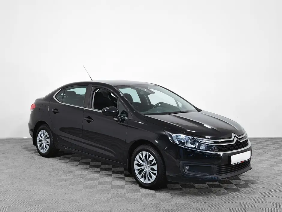 «Авто на Неве»