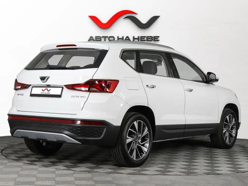 «Авто на Неве»