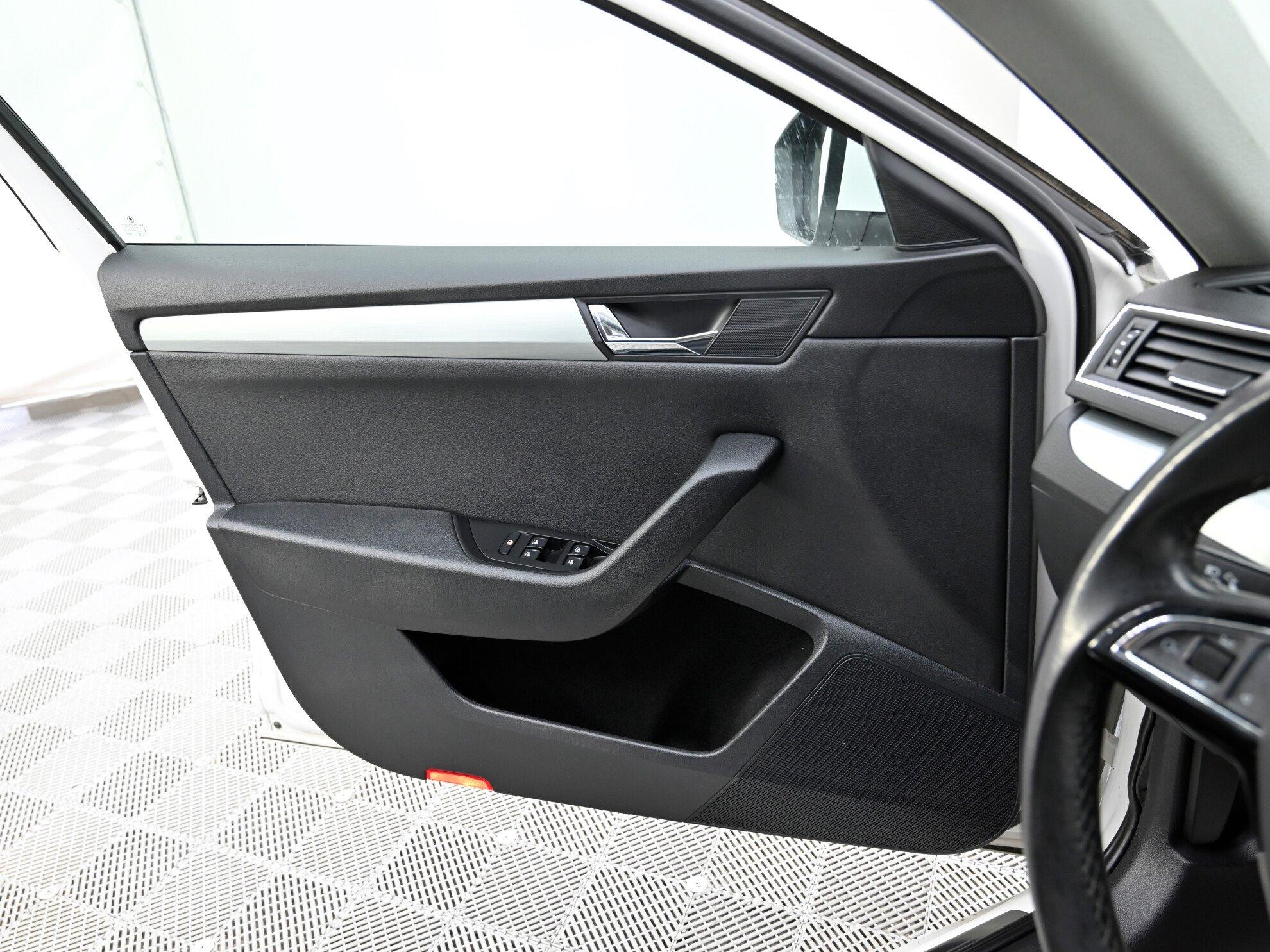 фото автомобиля 8