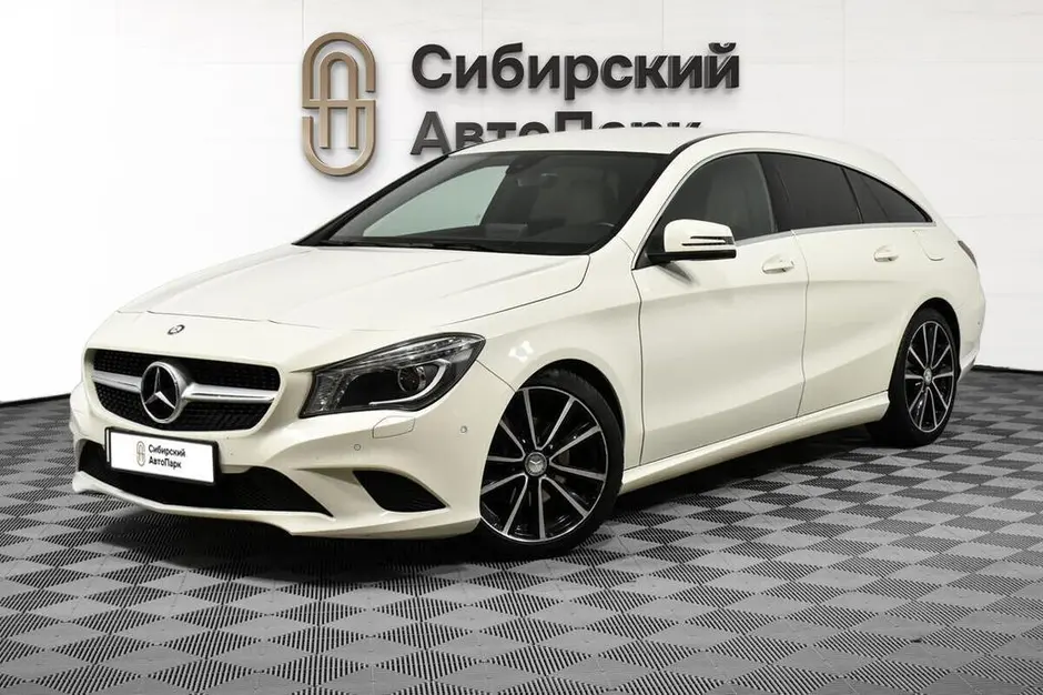 Mercedes-Benz CLA, 2015 г.