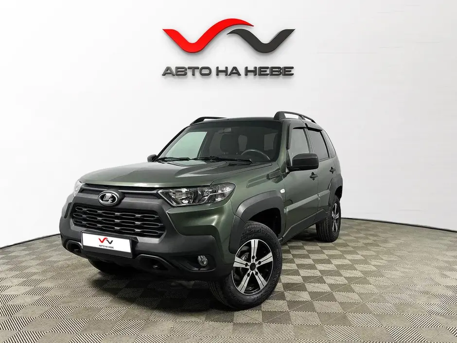 «Авто на Неве»