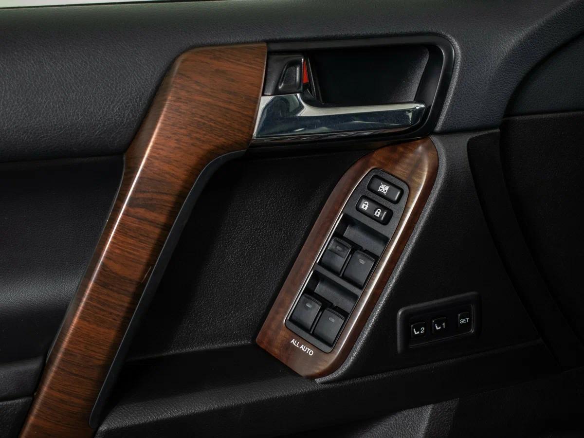 фото автомобиля 10