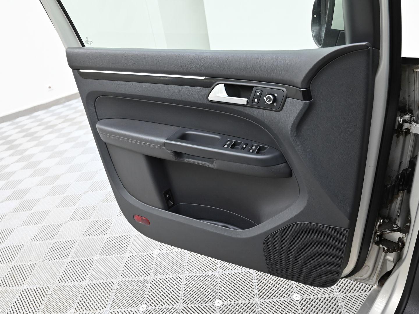 фото автомобиля 7