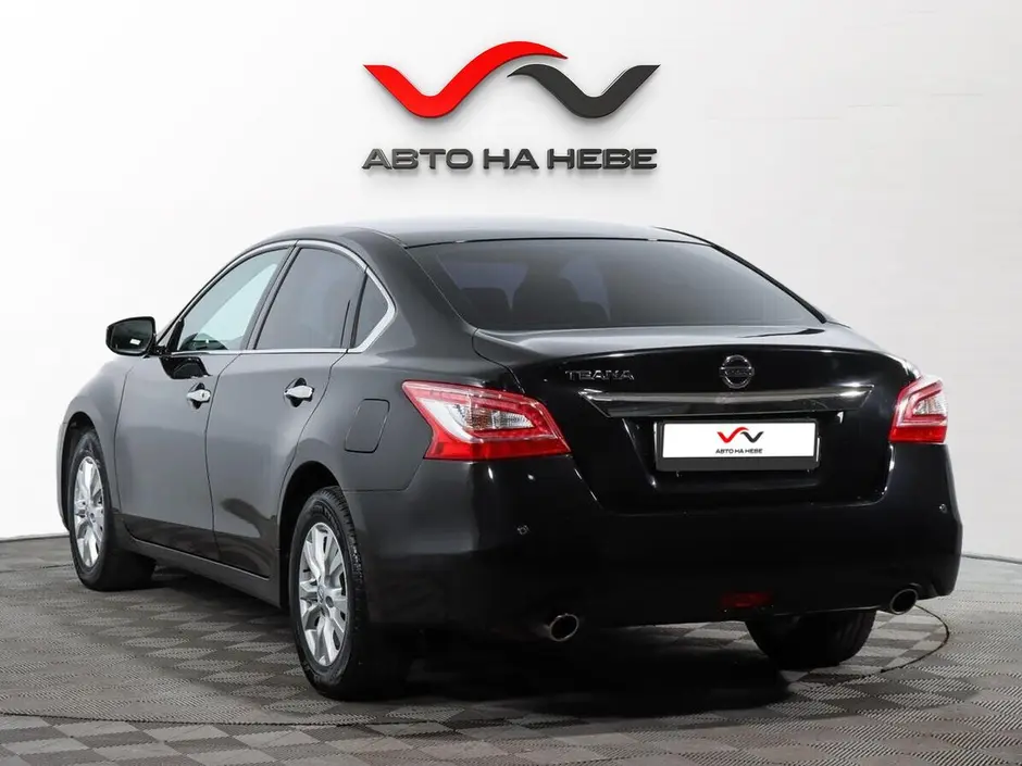 «Авто на Неве»