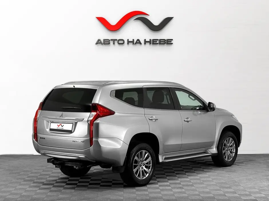 «Авто на Неве»