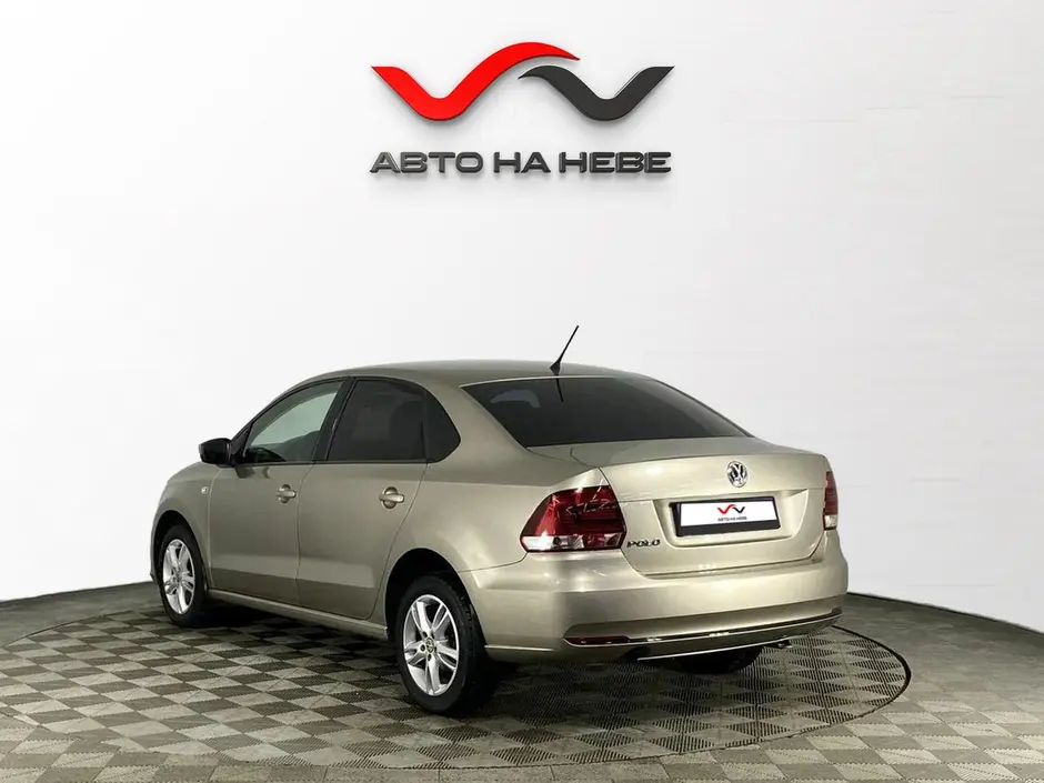«Авто на Неве»