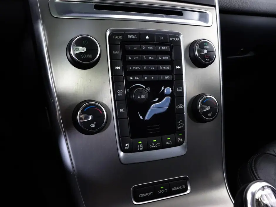 «Авто на Неве»