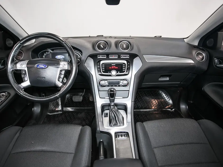 «Авто на Неве»