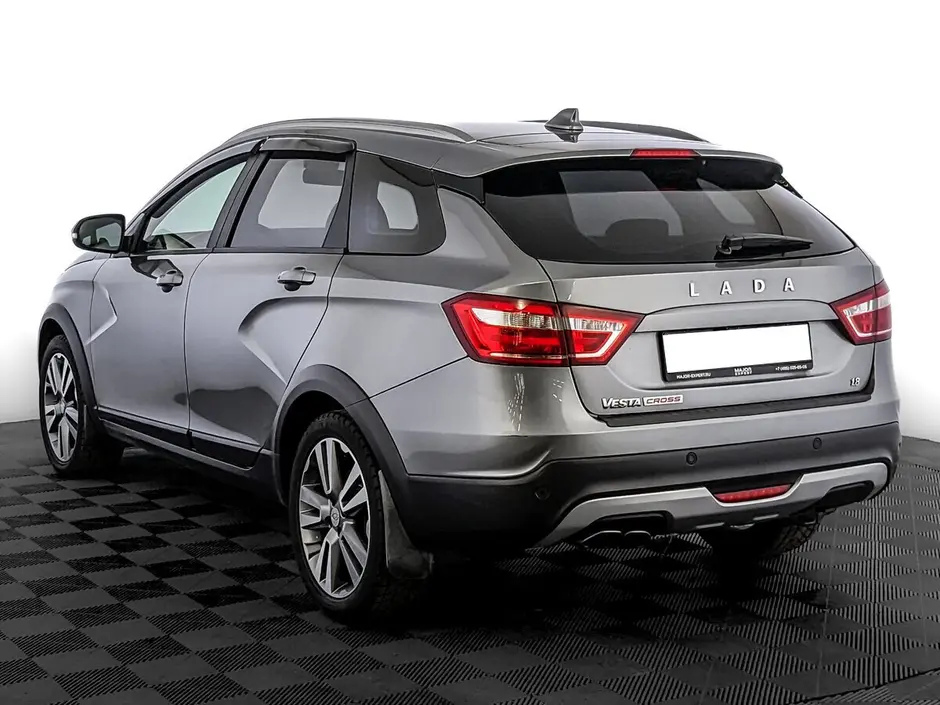 «Авто на Неве»