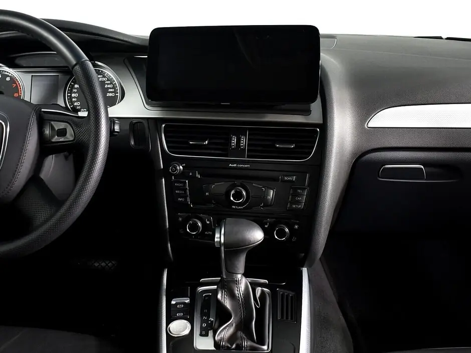 «Авто на Неве»