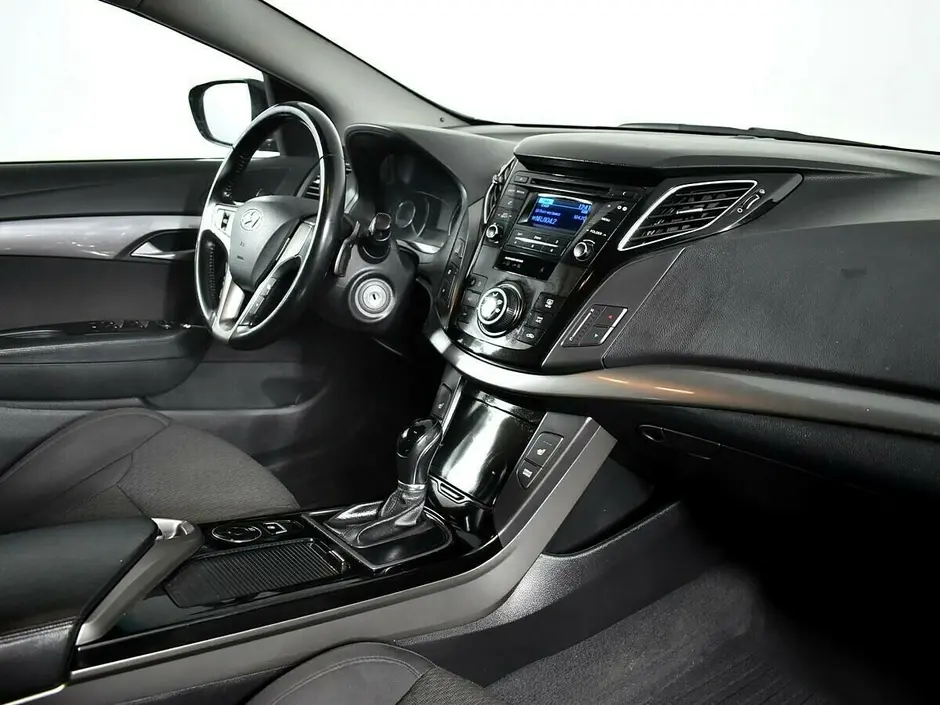 «Авто на Неве»