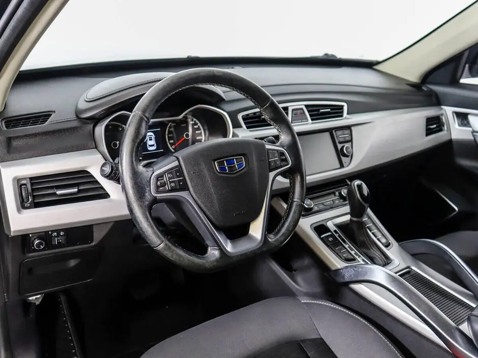 «Авто на Неве»