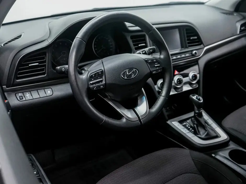 «Авто на Неве»