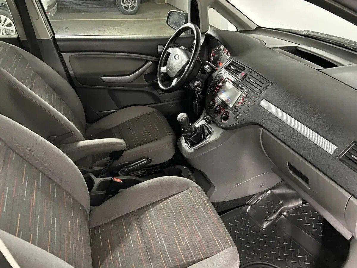 фото автомобиля 12
