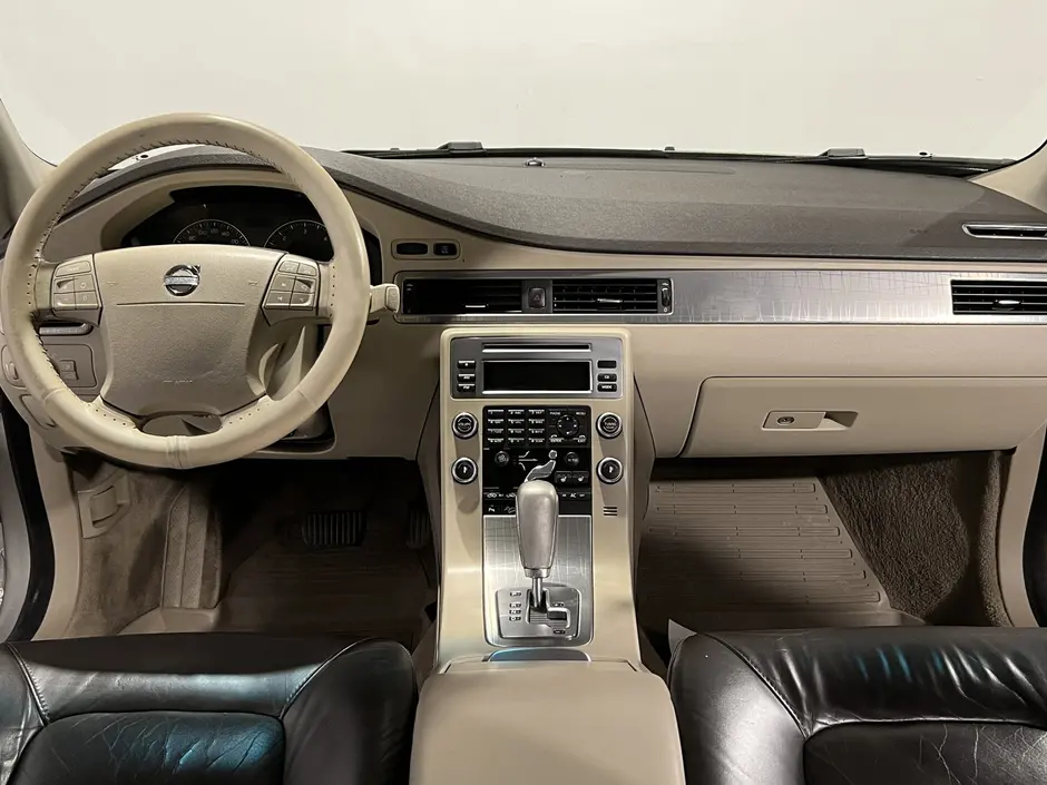 «Авто на Неве»