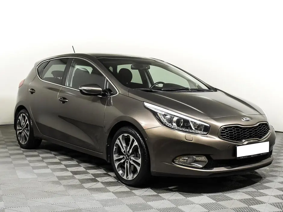 «Авто на Неве»