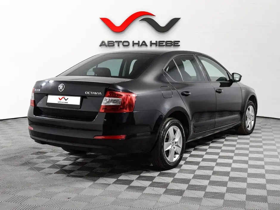«Авто на Неве»