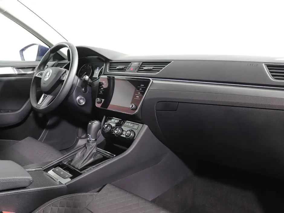 «Авто на Неве»