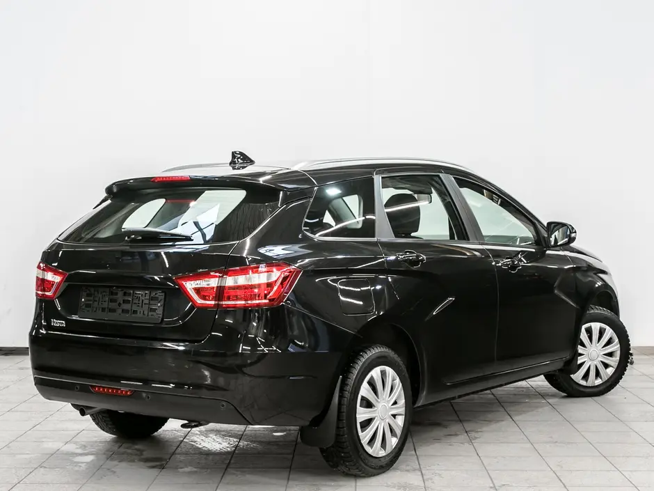 «Авто на Неве»