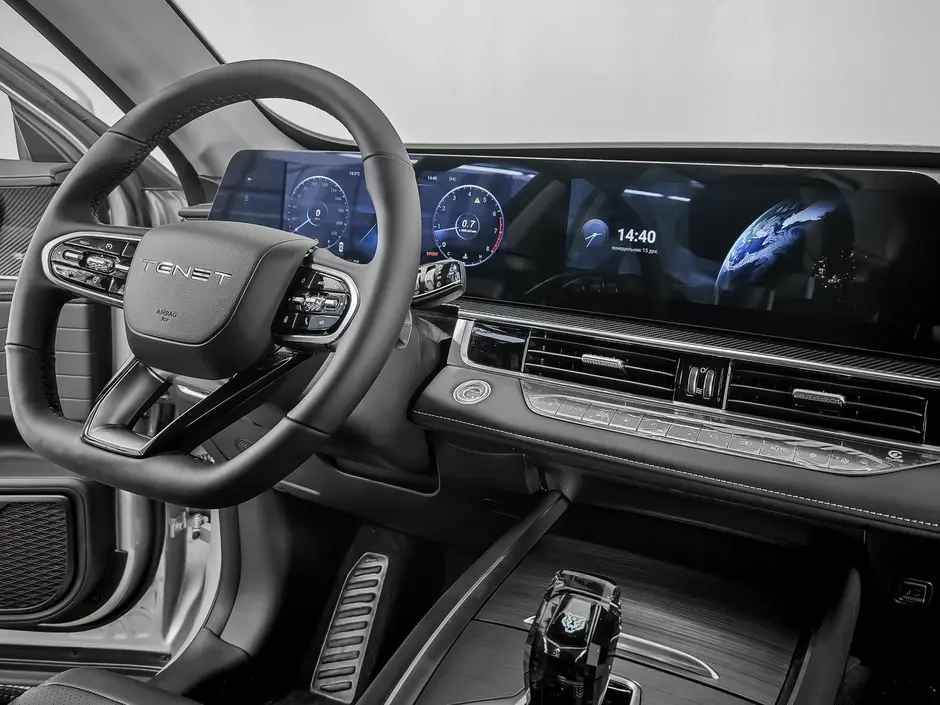 «Авто на Неве»