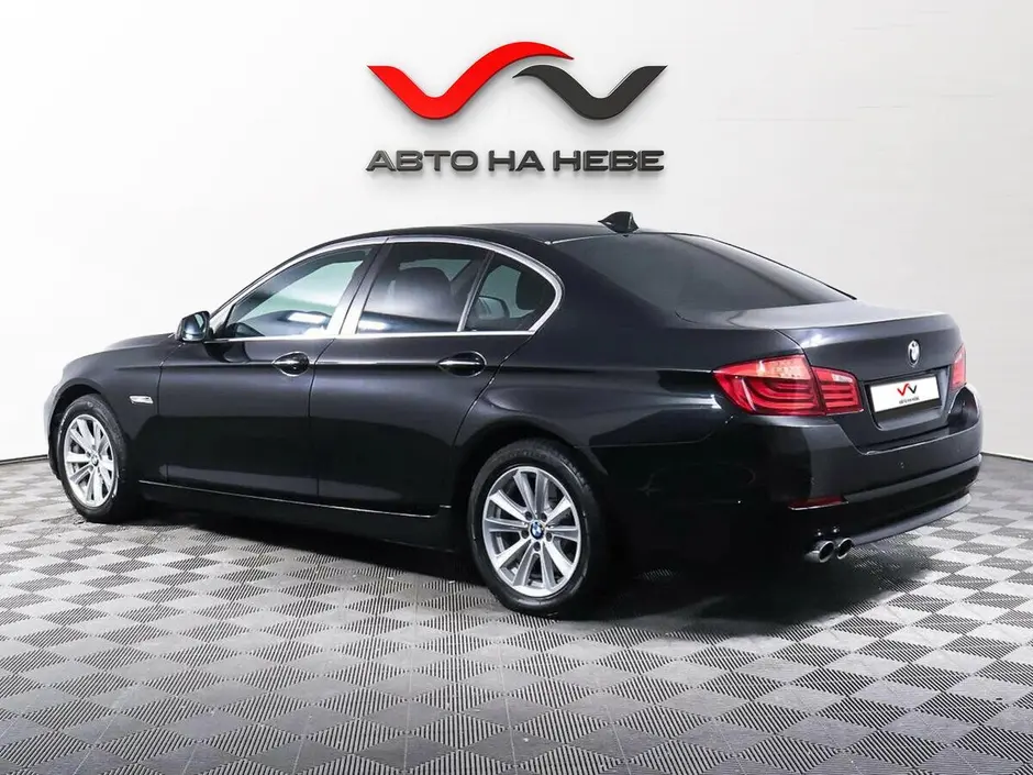 «Авто на Неве»