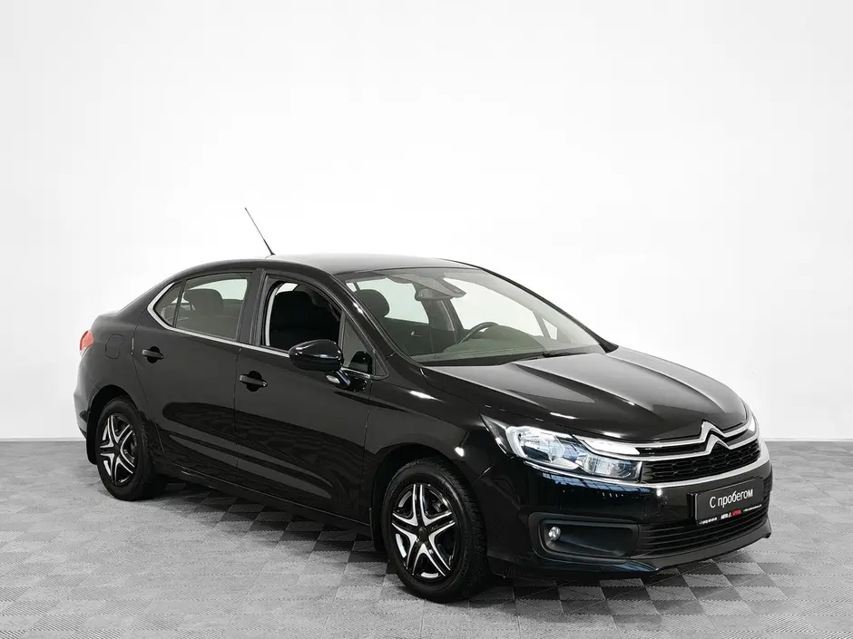 «Авто на Неве»