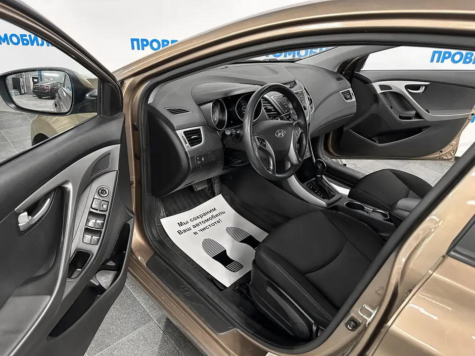 «Авто на Неве»