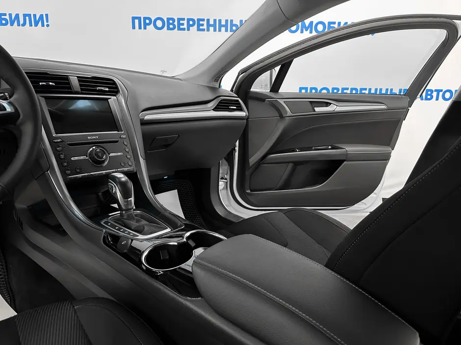 «Авто на Неве»