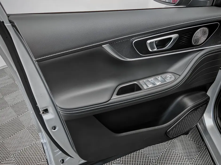 «Авто на Неве»