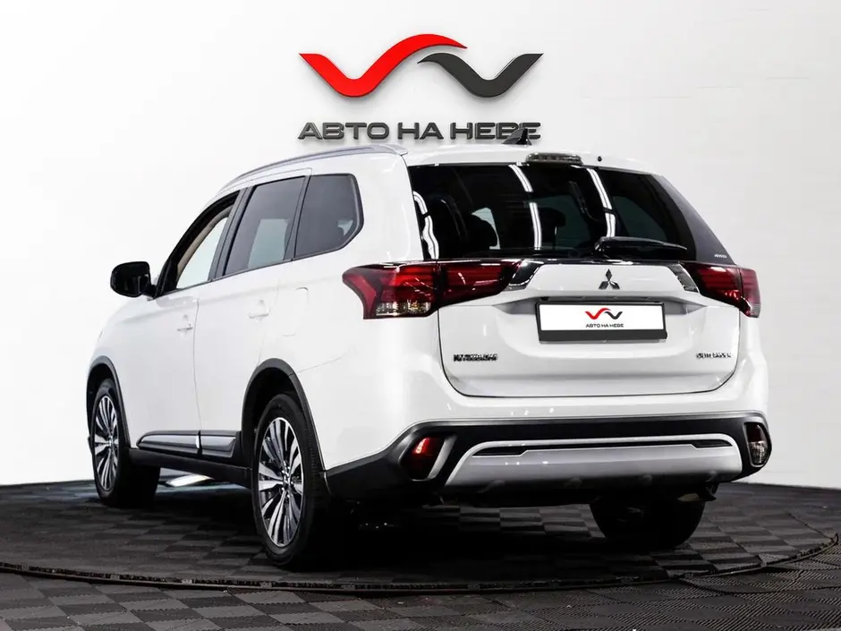 «Авто на Неве»