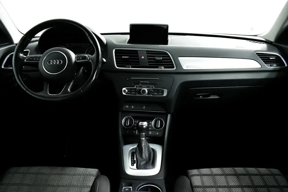 «Авто на Неве»