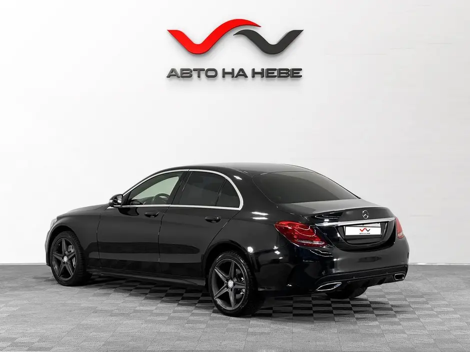 «Авто на Неве»