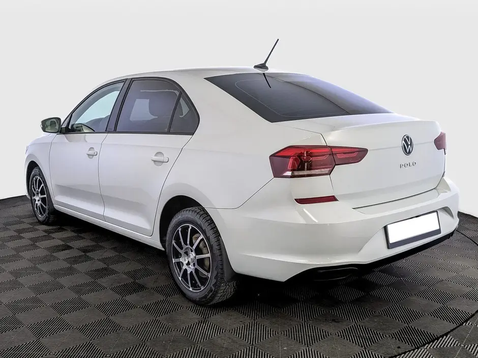 «Авто на Неве»