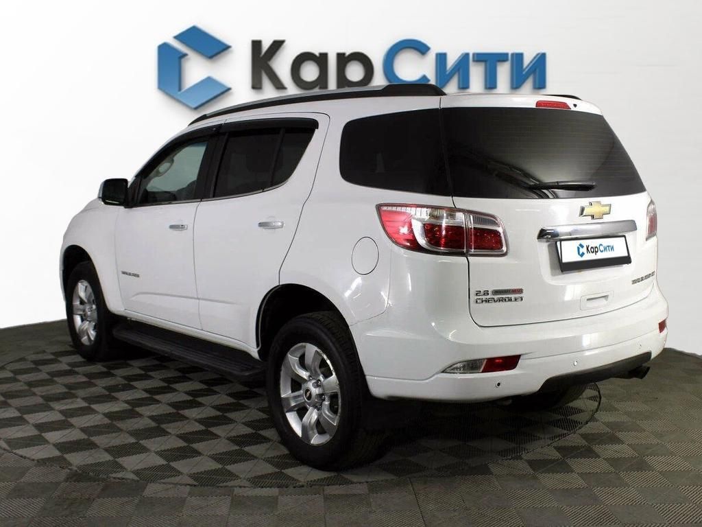 фото автомобиля 3