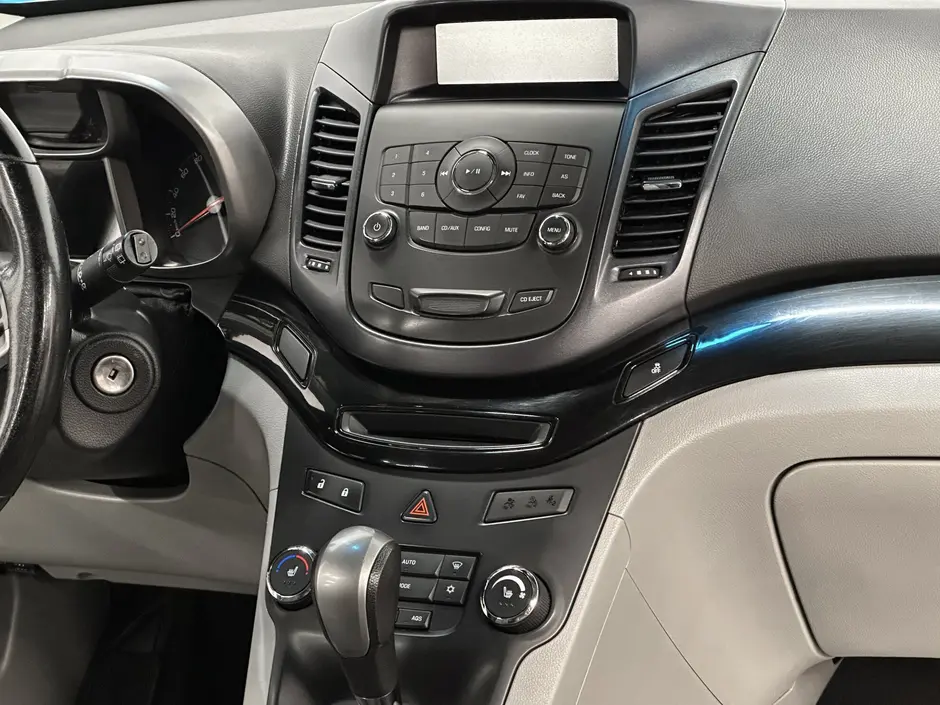 «Авто на Неве»