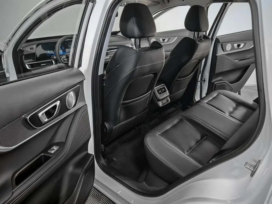 «Авто на Неве»