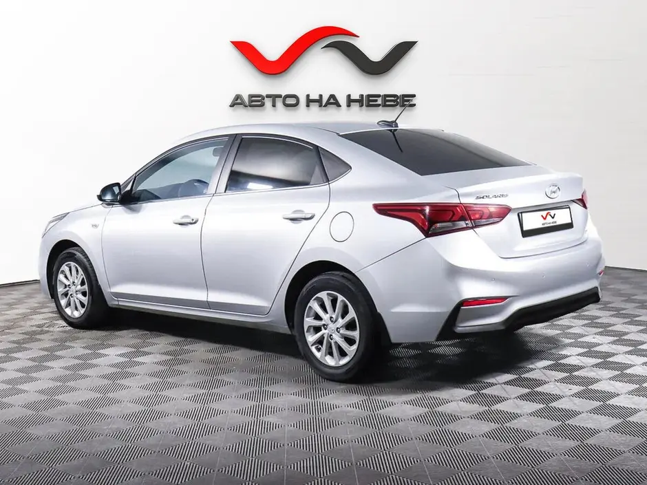 «Авто на Неве»