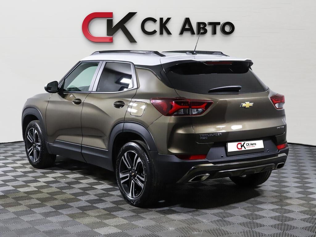 фото автомобиля 3