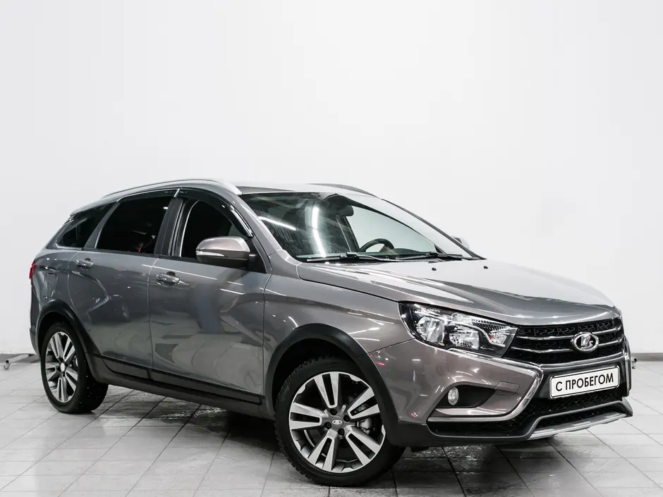 «Авто на Неве»