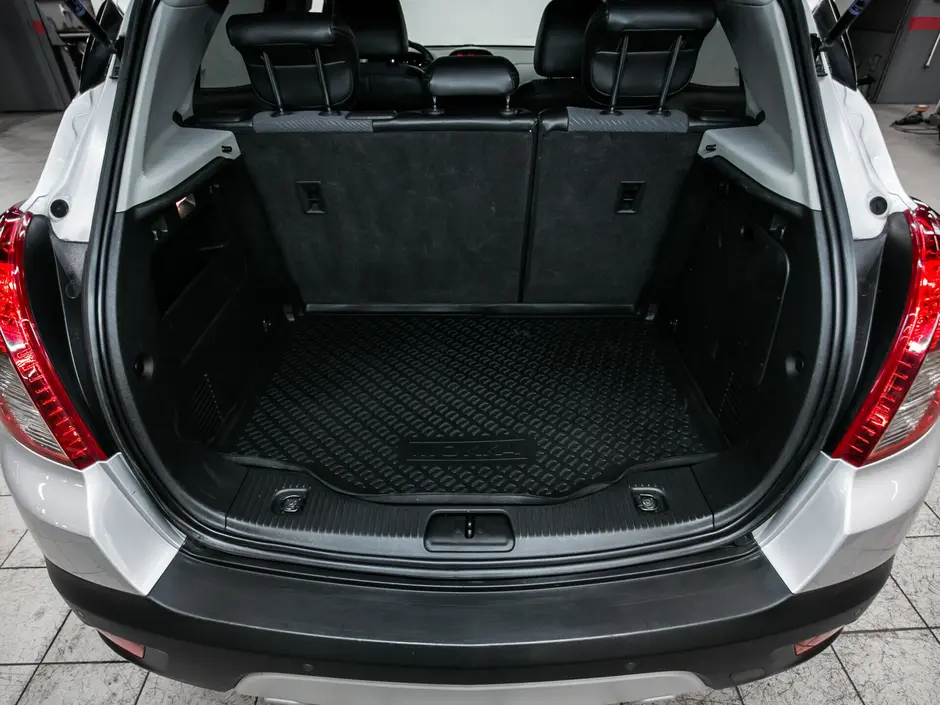 «Авто на Неве»