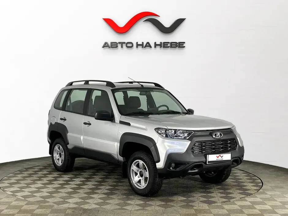 «Авто на Неве»