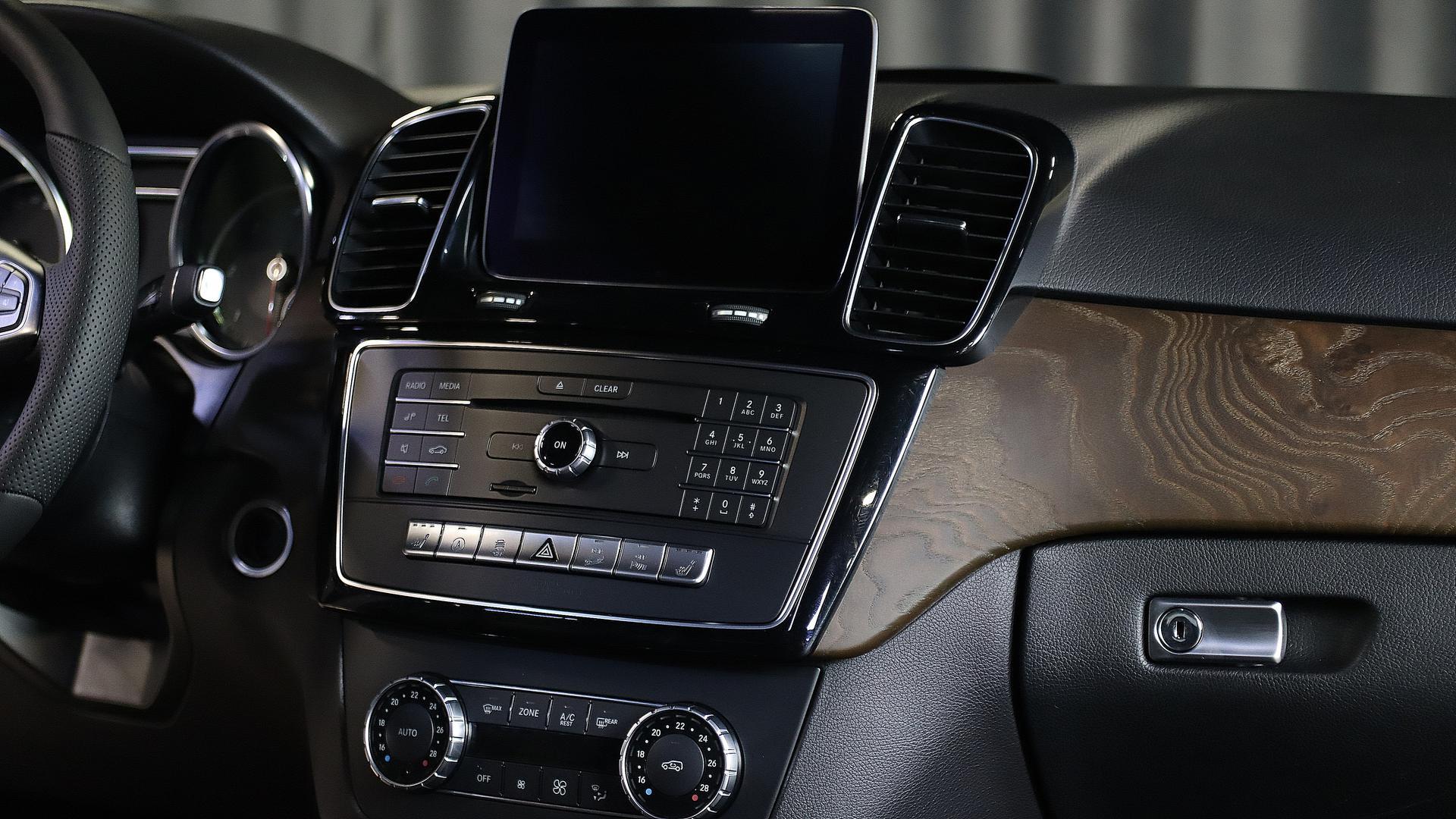 фото автомобиля 12