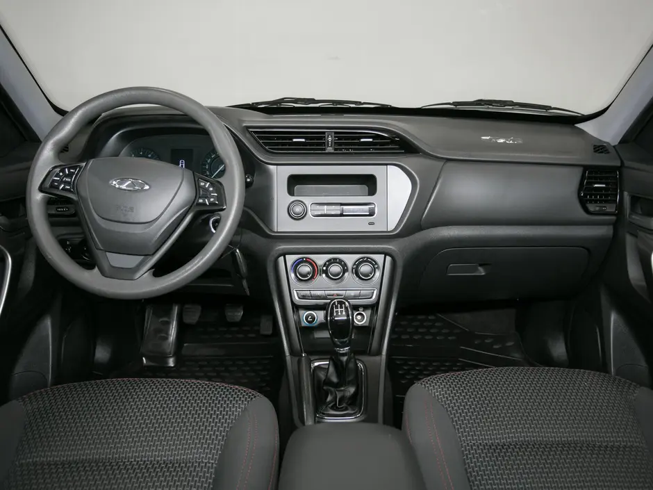 «Авто на Неве»