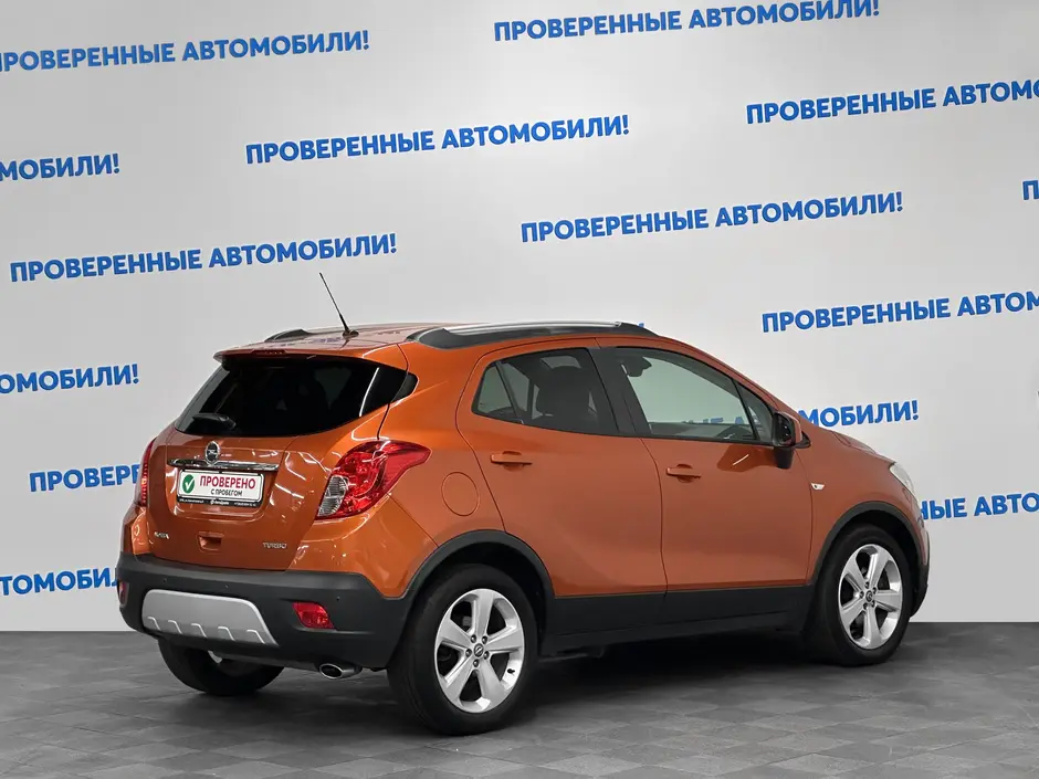 «Авто на Неве»