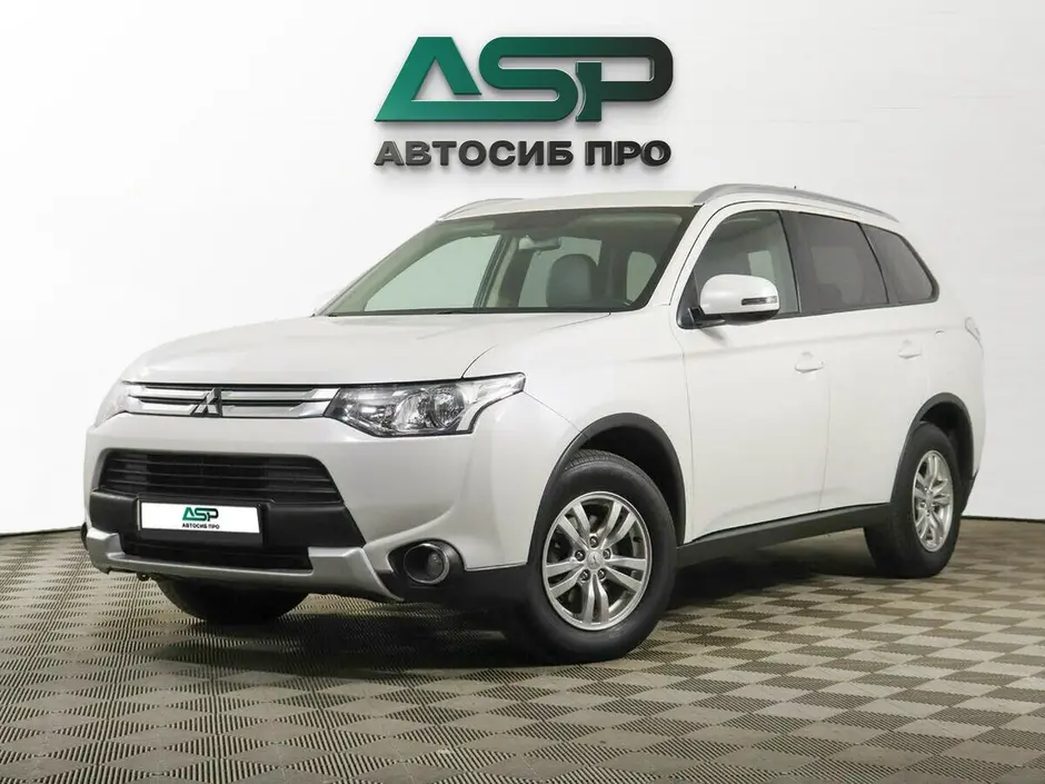 Mitsubishi Outlander, 2014 г.