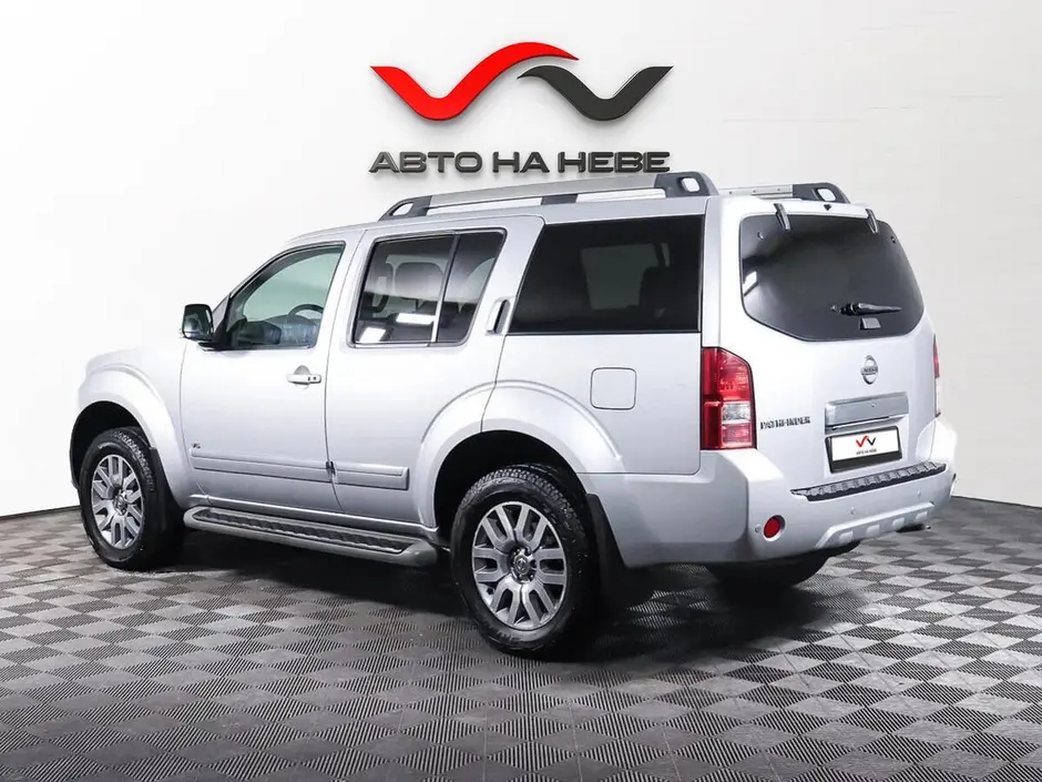 «Авто на Неве»